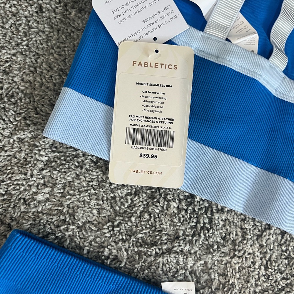 Fabletics Maddie Seamless Bra and Matching Shorts in Royal/Breeze Blue